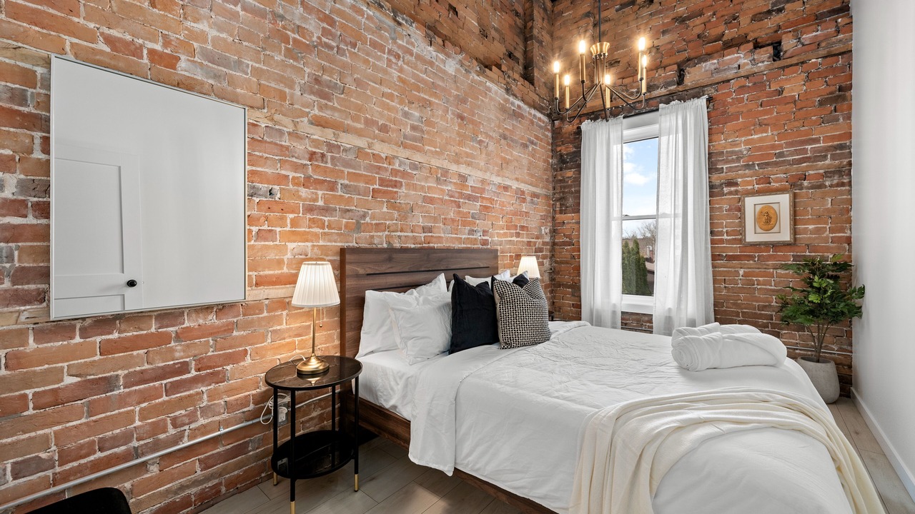 Photo of Bedroom in Belleville