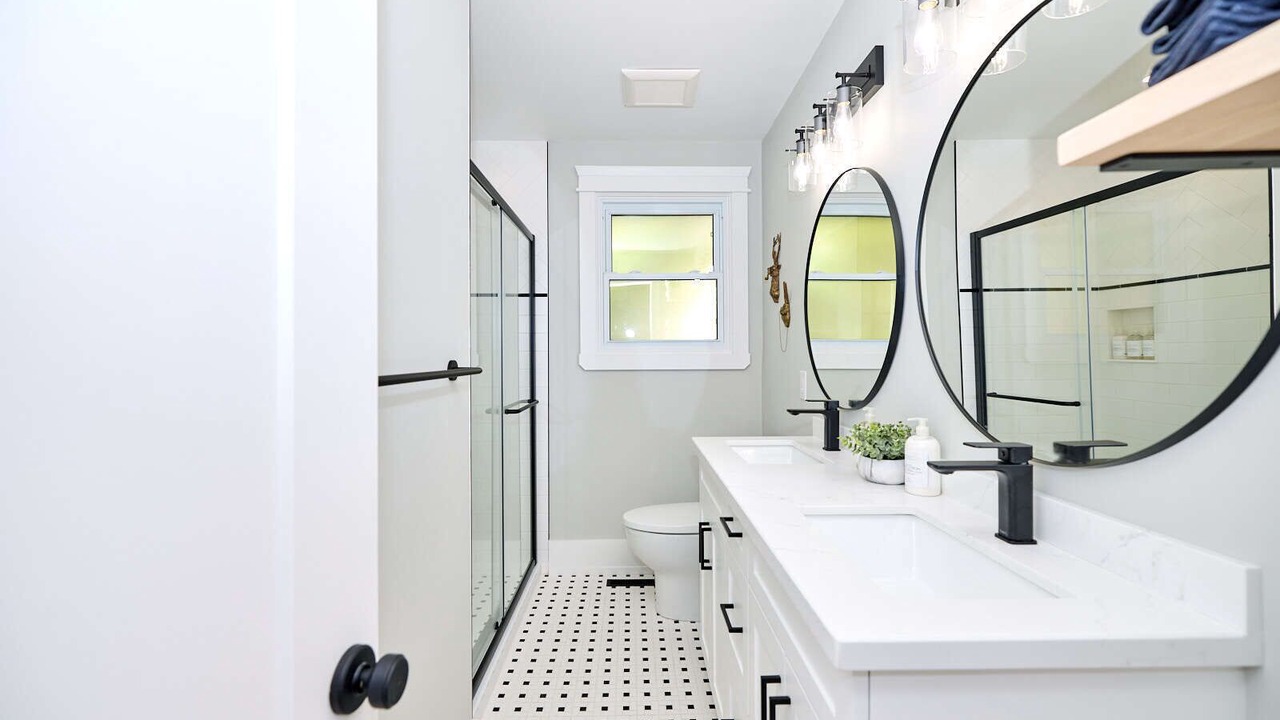 Photo of Bathroom in Old Town Historic District