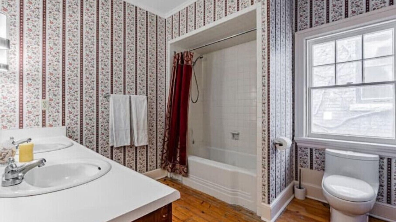 Photo of Bathroom in Midtown Toronto