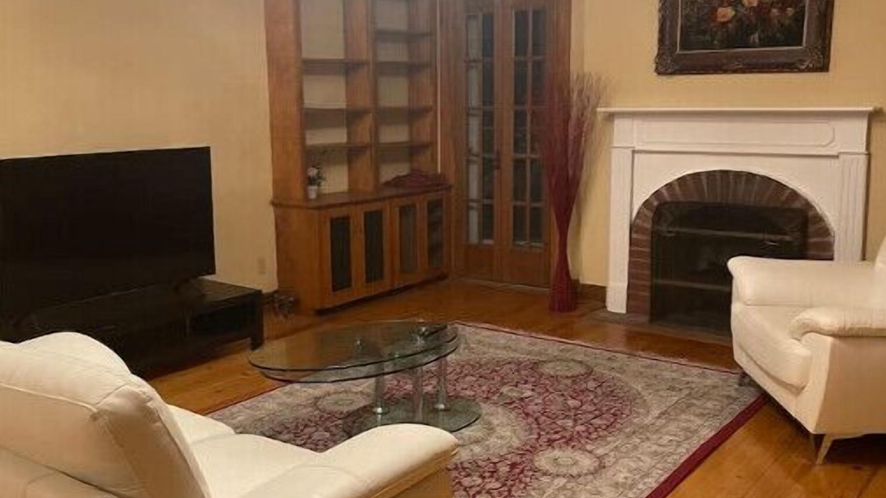 Photo of Livingroom in Midtown Toronto