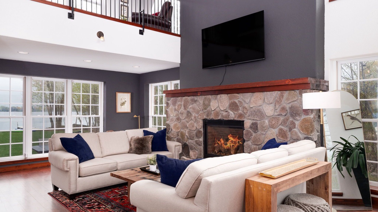 Photo of Livingroom in Forest Lake