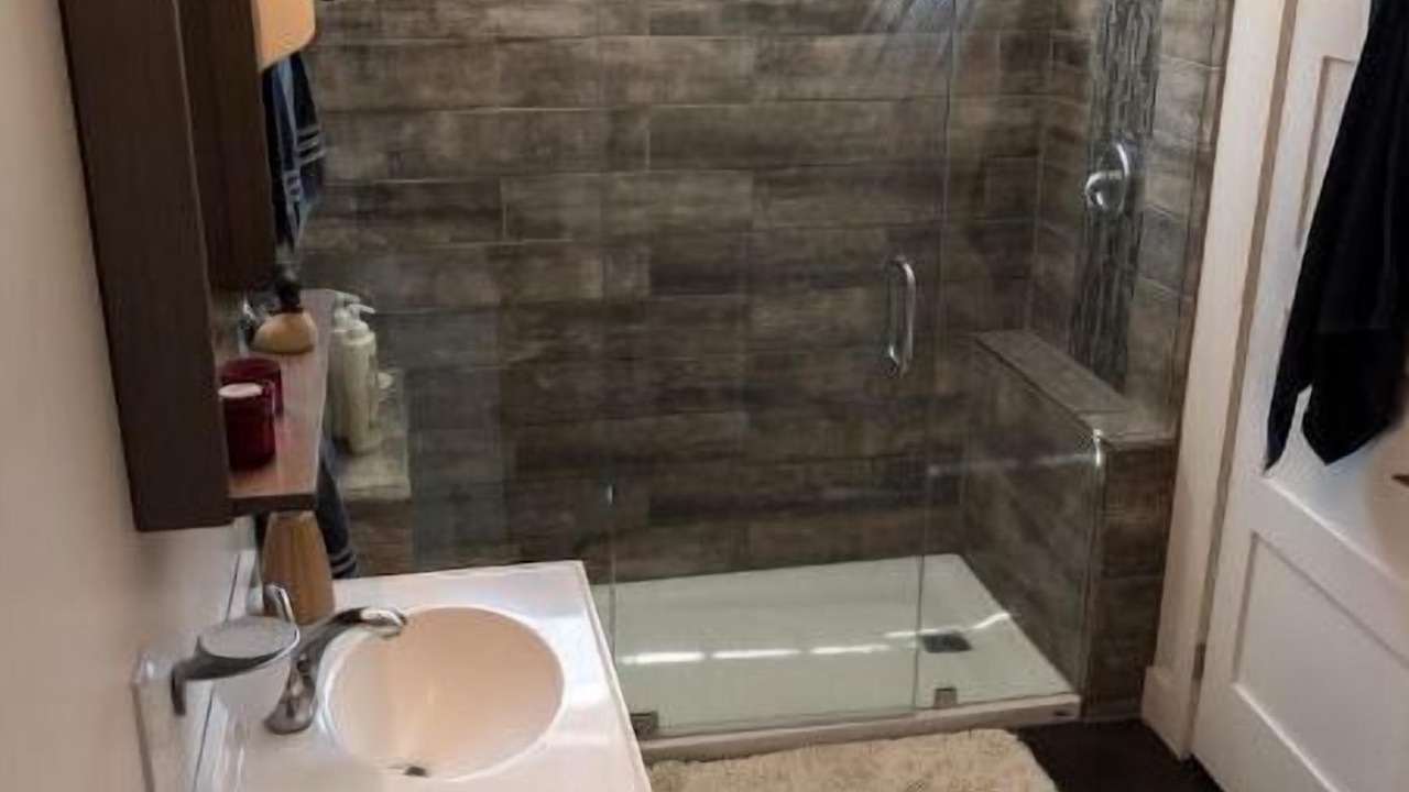 Photo of Bathroom in Irondale