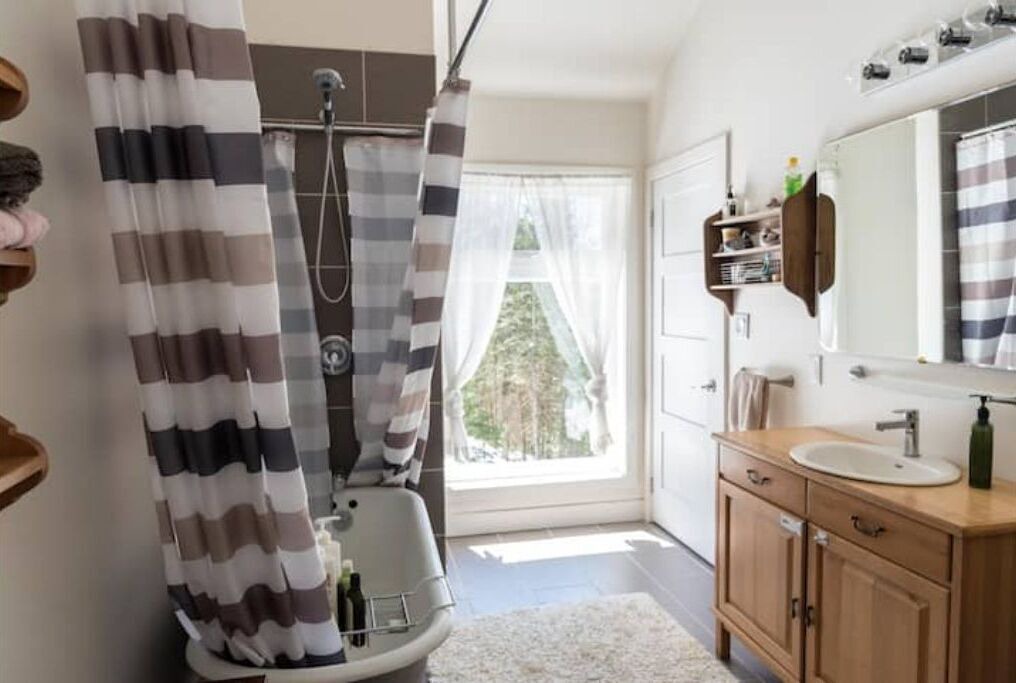 Photo of Bathroom in Irondale