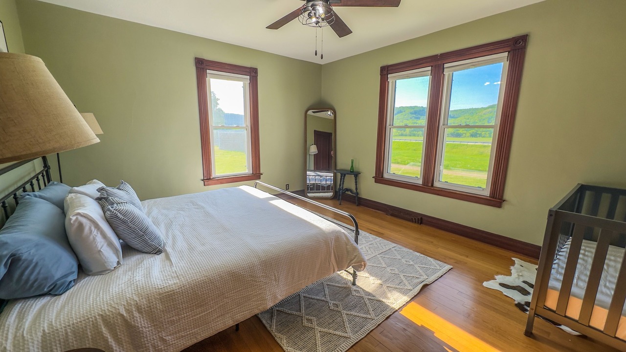 Photo of Bedroom in Houston County