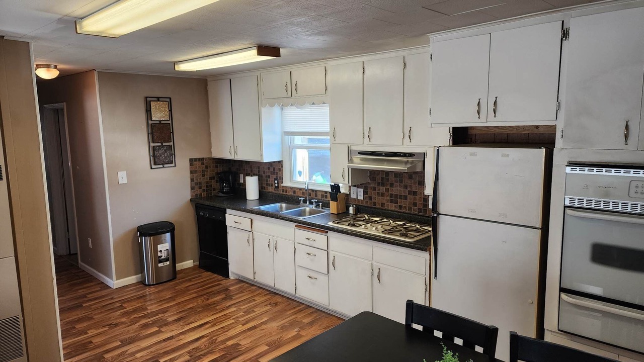 Photo of Kitchen in Isle