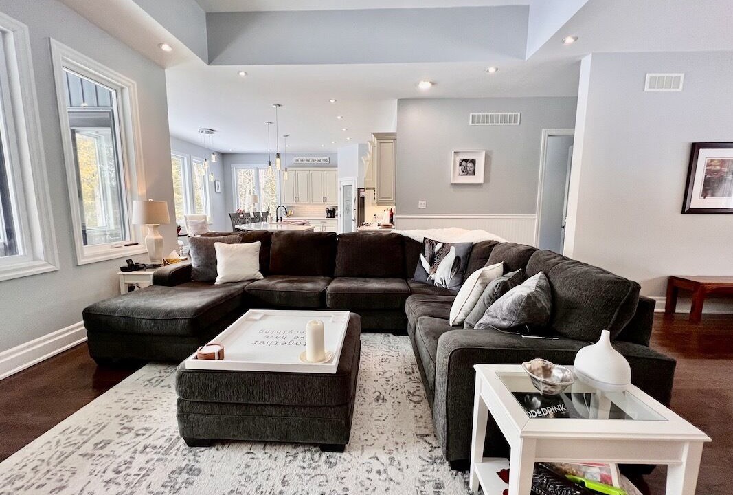 Photo of Livingroom in Coboconk
