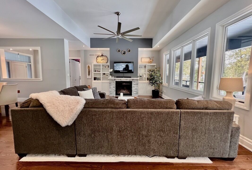 Photo of Livingroom in Coboconk