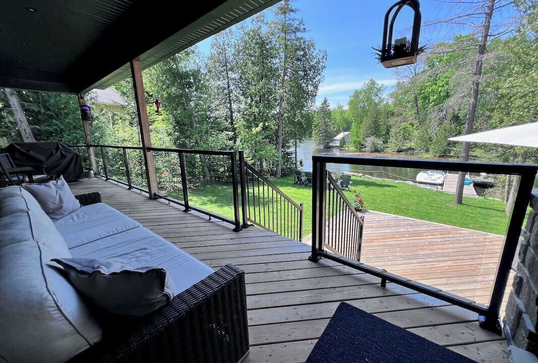 Photo of Patio Balcony in Coboconk