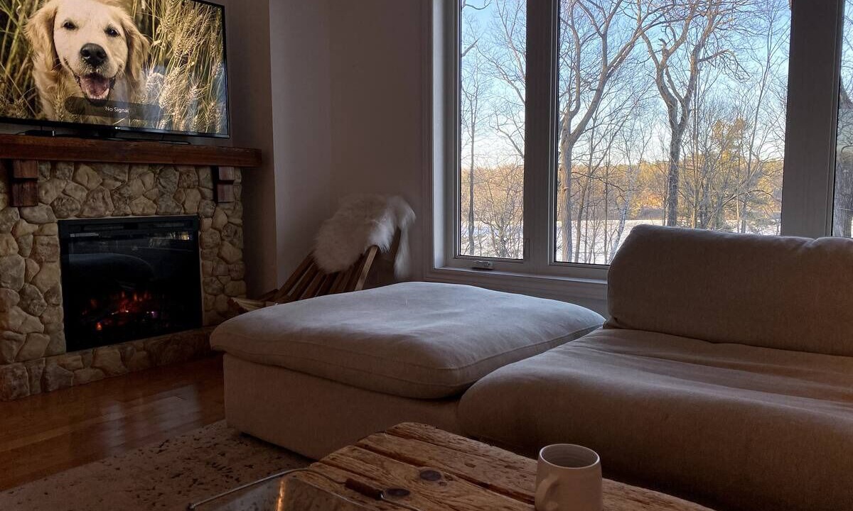Photo of Livingroom in Frontenac