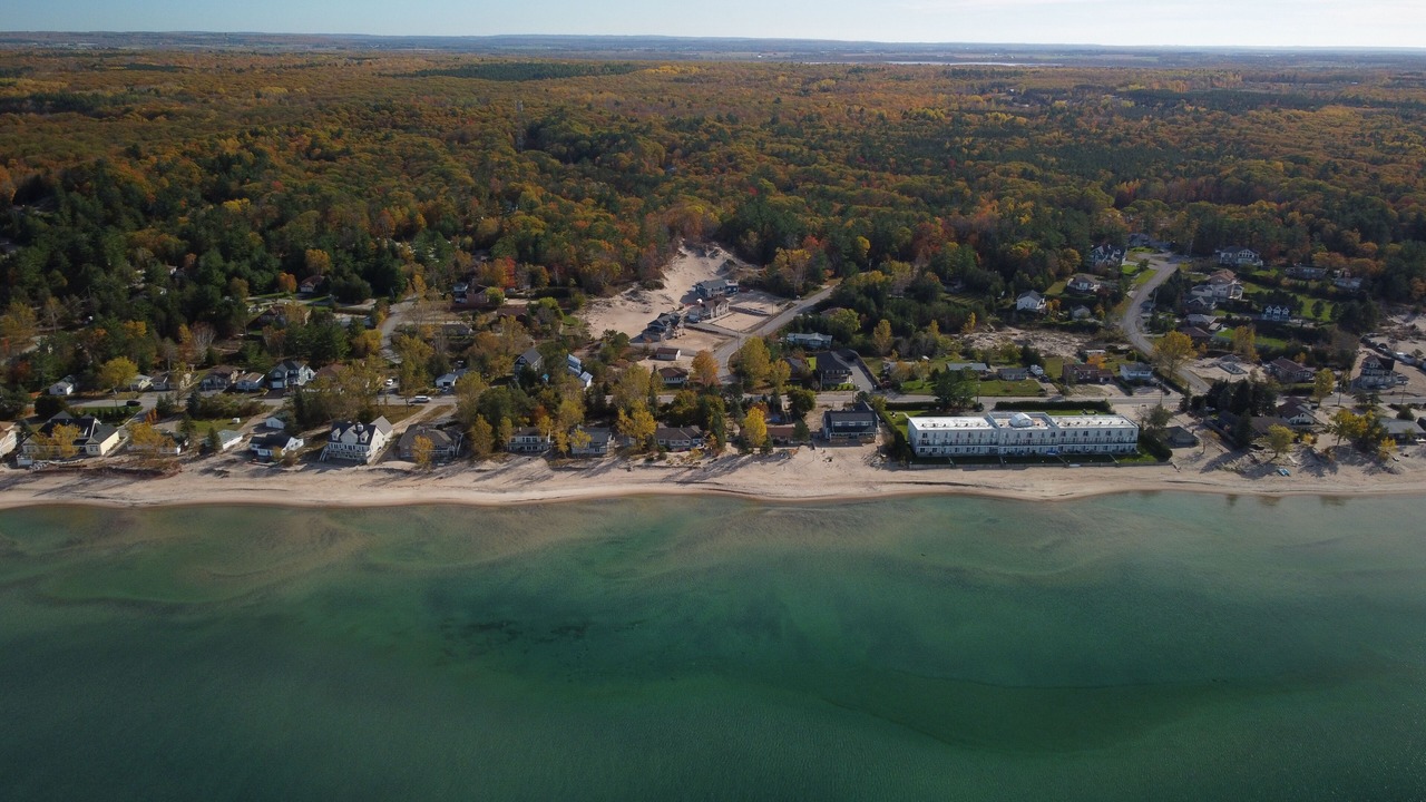 Photo of Others in Bluewater Beach