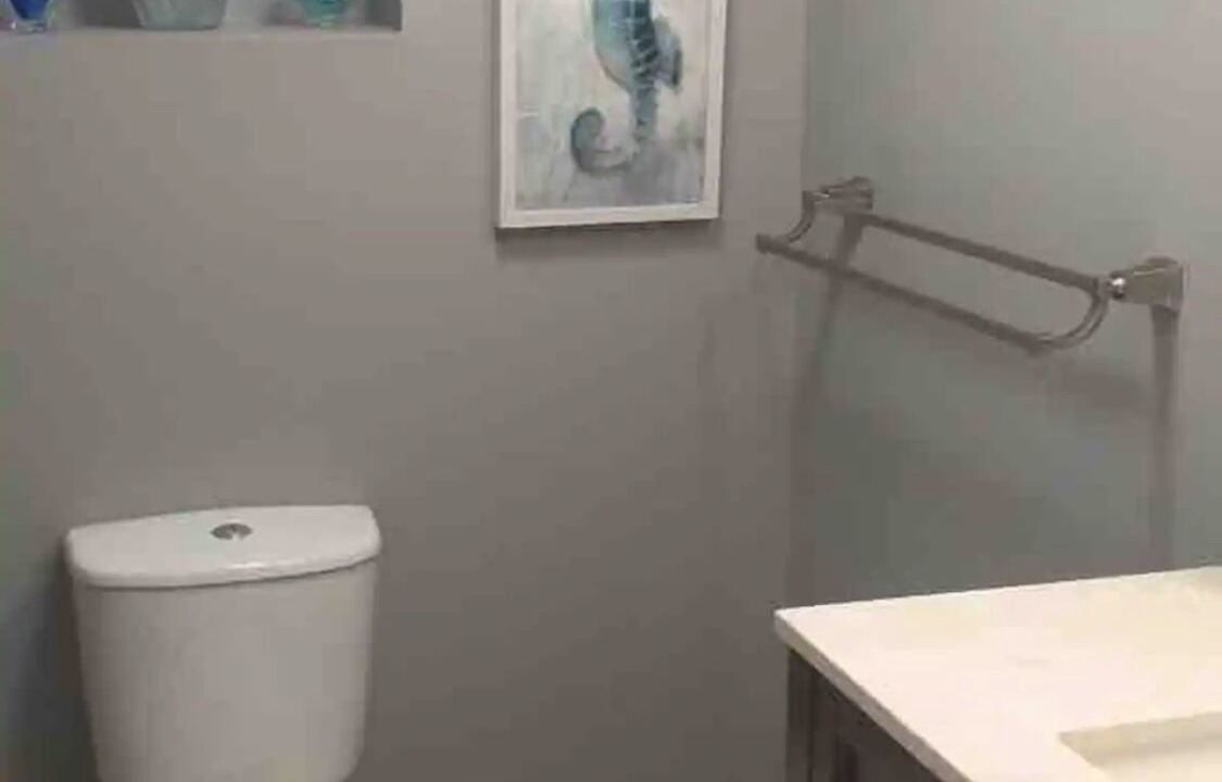 Photo of Bathroom in Port Stanley