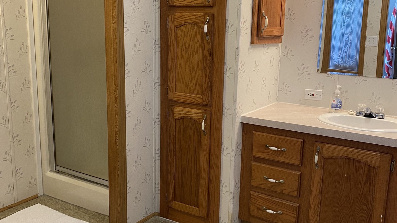 Photo of Bathroom in Manitoulin District