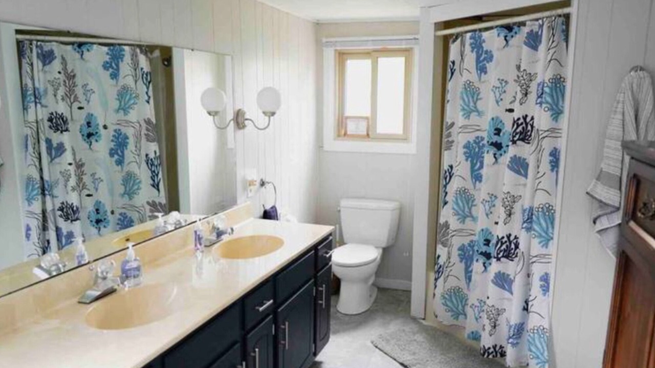 Photo of Bathroom in Turkey Point