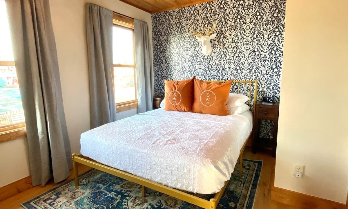 Photo of Bedroom in Grand Marais
