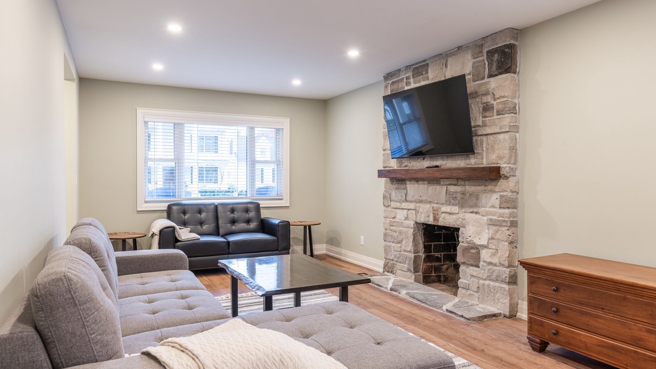 Photo of Livingroom in Port Dalhousie