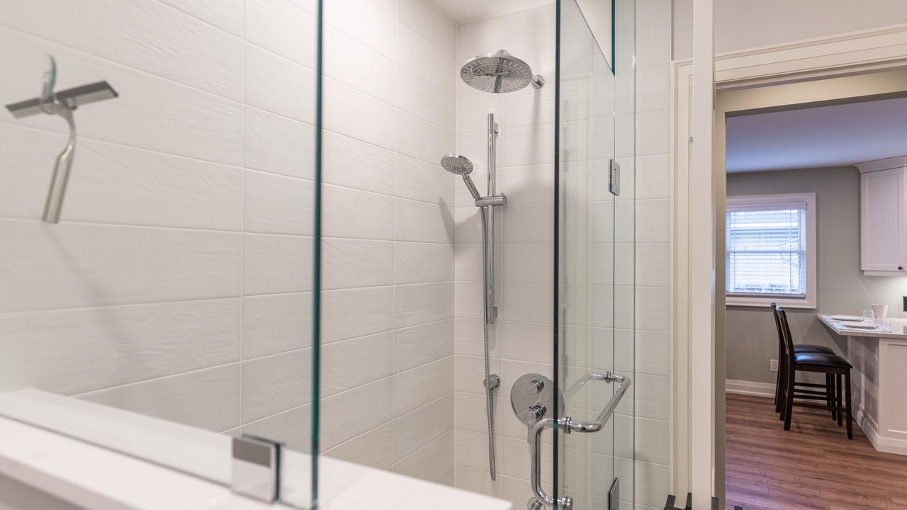 Photo of Bathroom in Port Dalhousie