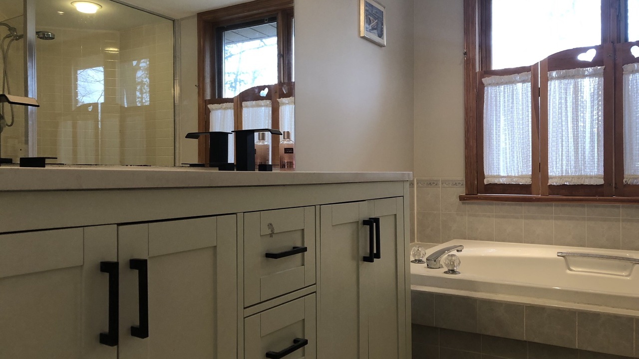 Photo of Bathroom in Bobcaygeon