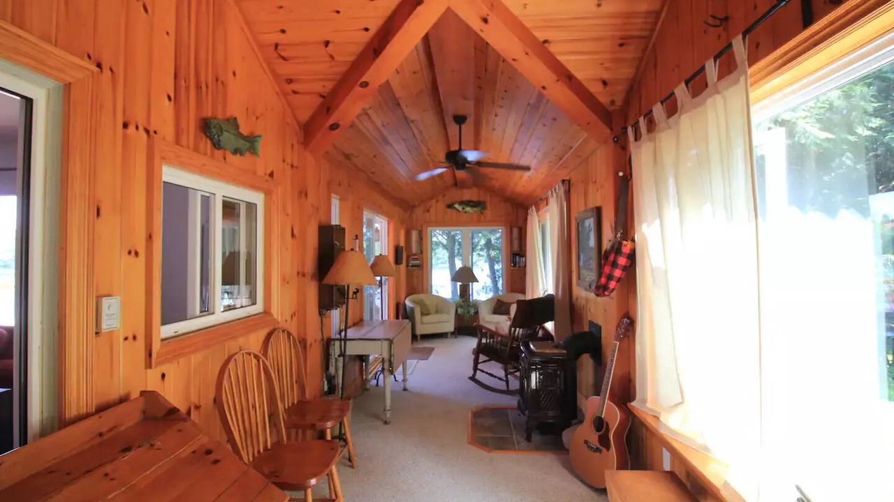 Photo of Livingroom in Muskoka Lakes