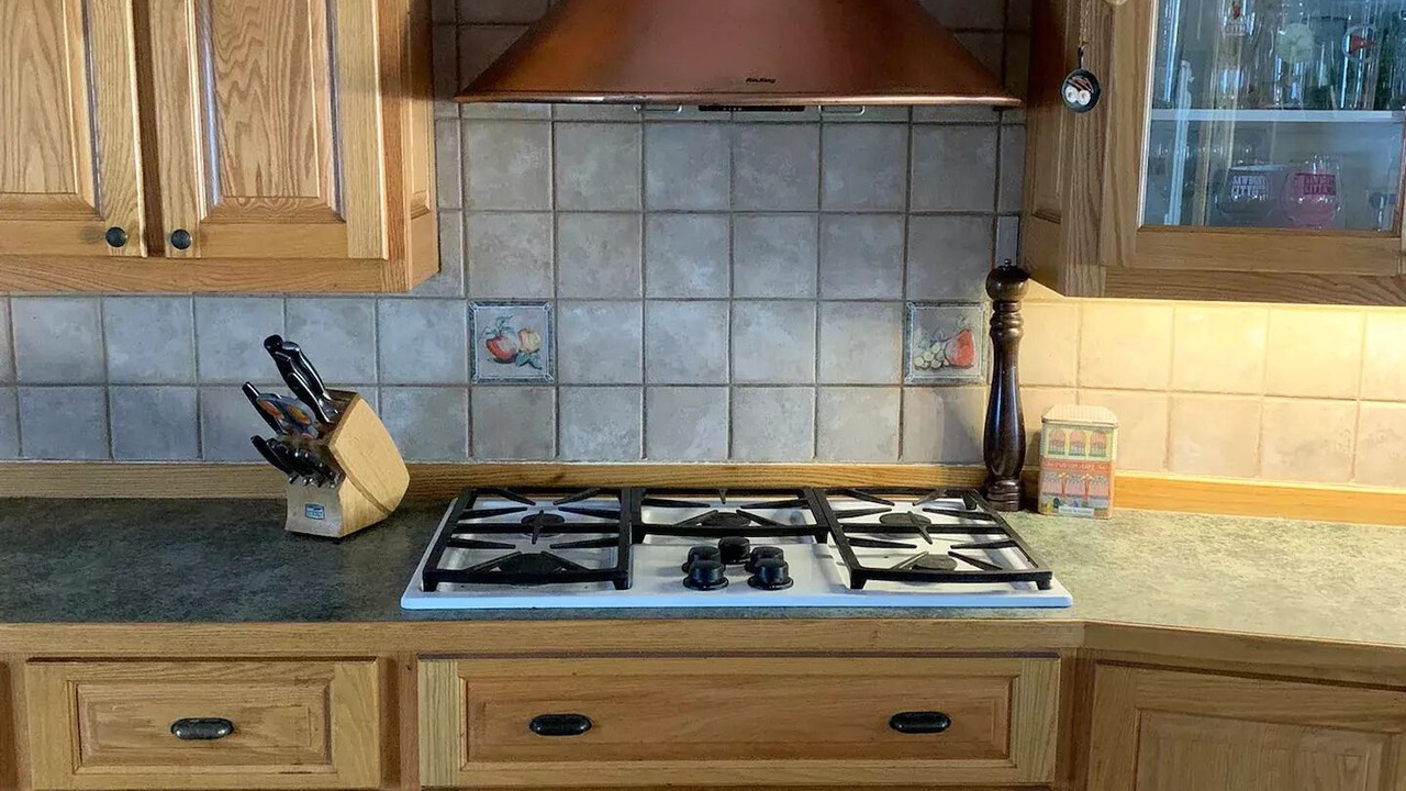 Photo of Kitchen in Muskoka Lakes