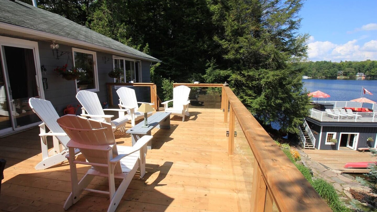 Photo of Patio Balcony in Muskoka Lakes