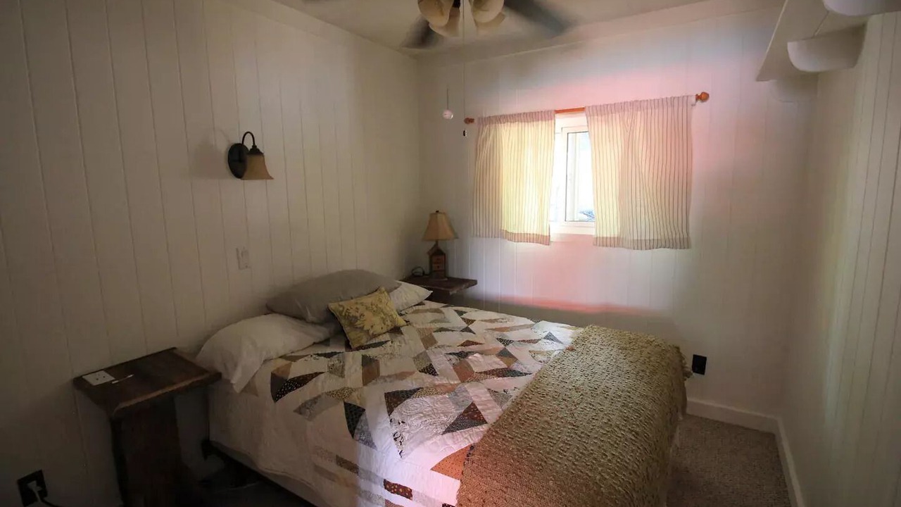 Photo of Bedroom in Muskoka Lakes