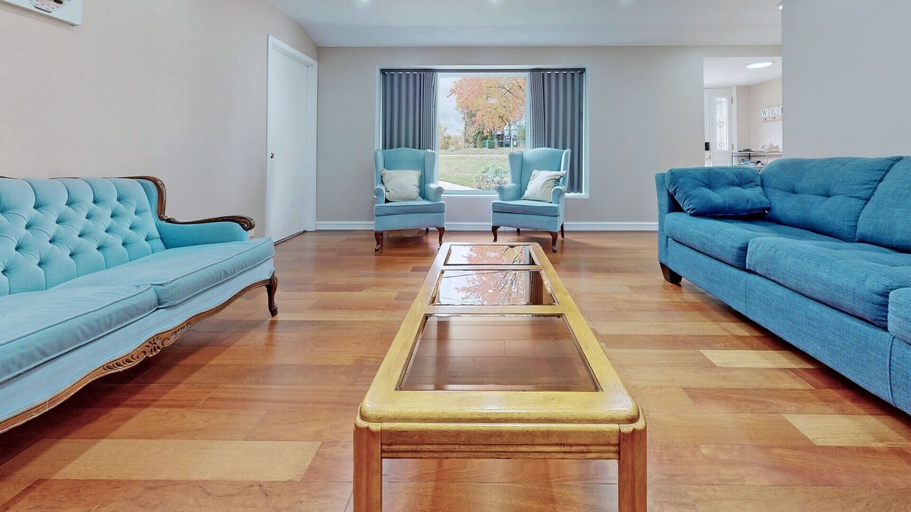 Photo of Livingroom in Cameron