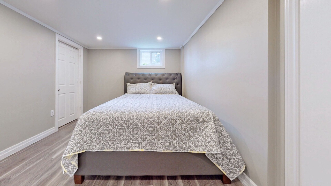 Photo of Bedroom in Cameron