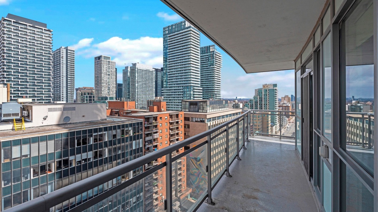 Photo of Patio Balcony in Yonge-Eglinton