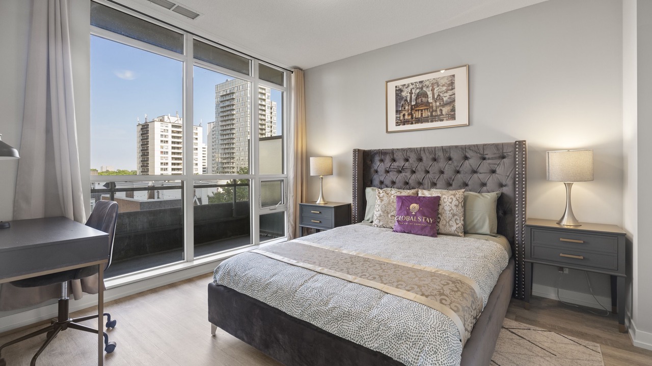 Photo of Bedroom in Yonge-Eglinton