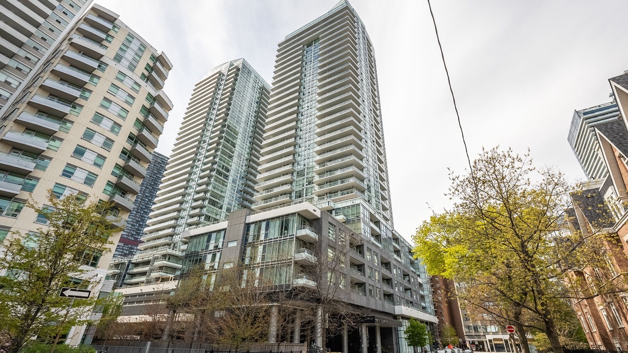Photo of Outdoor in Yonge-Eglinton