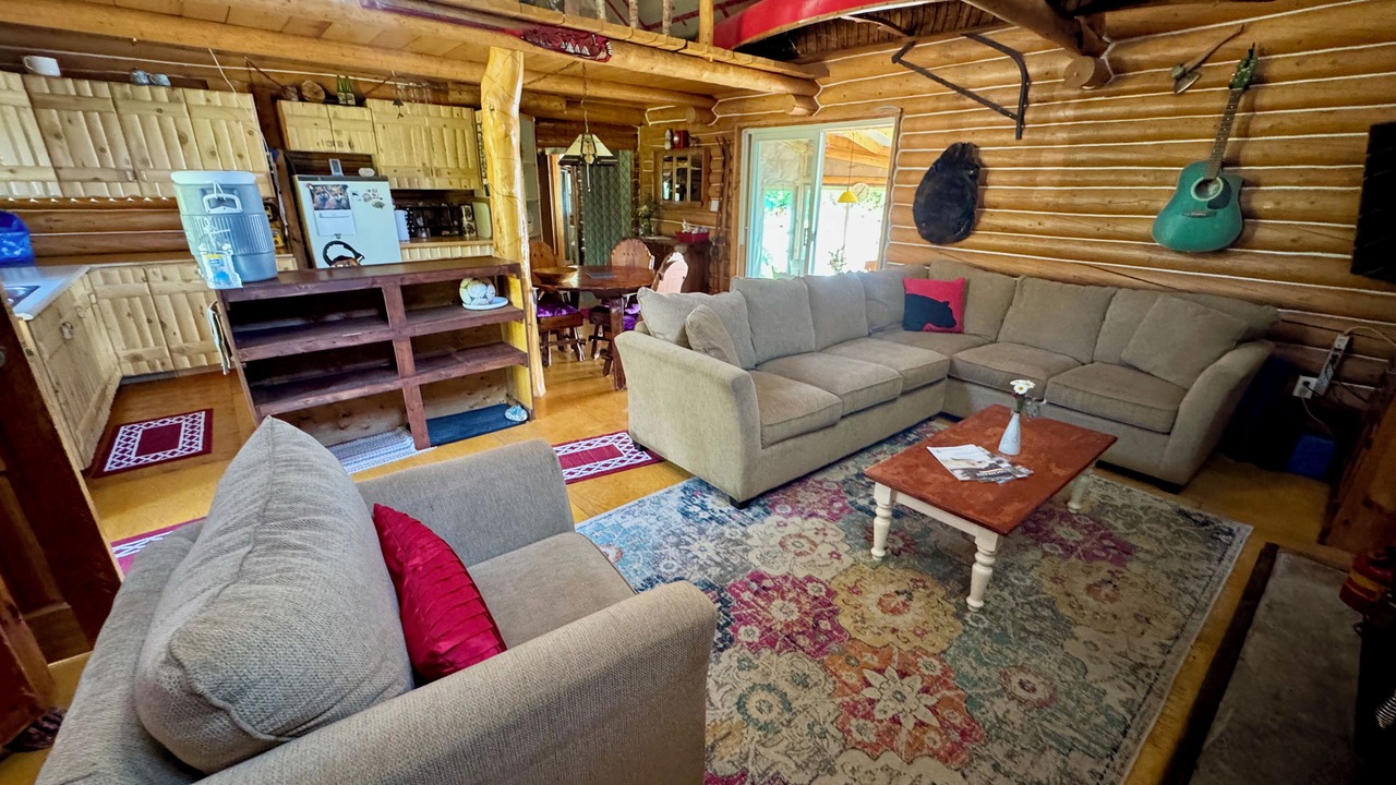 Photo of Livingroom in Cochrane