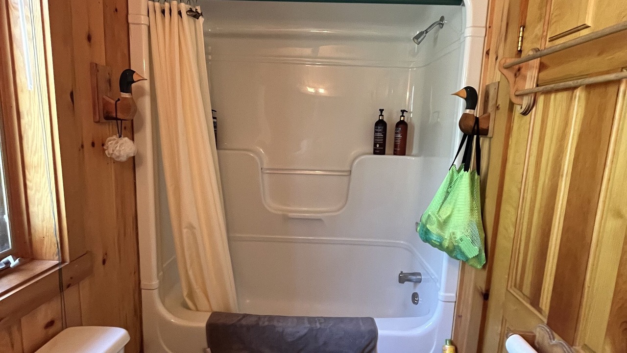 Photo of Bathroom in Georgian Bay