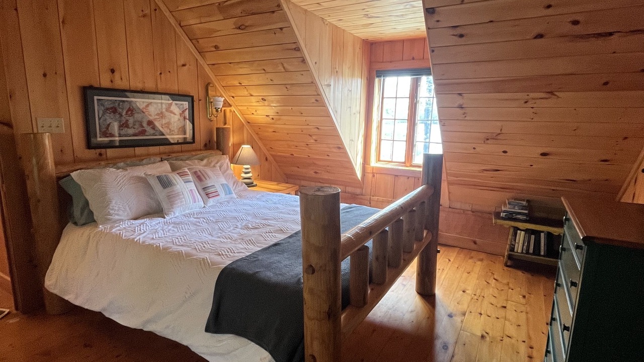 Photo of Bedroom in Georgian Bay