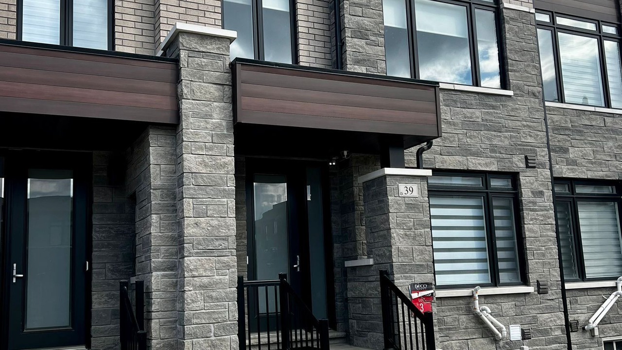 Photo of Outdoor in Brampton