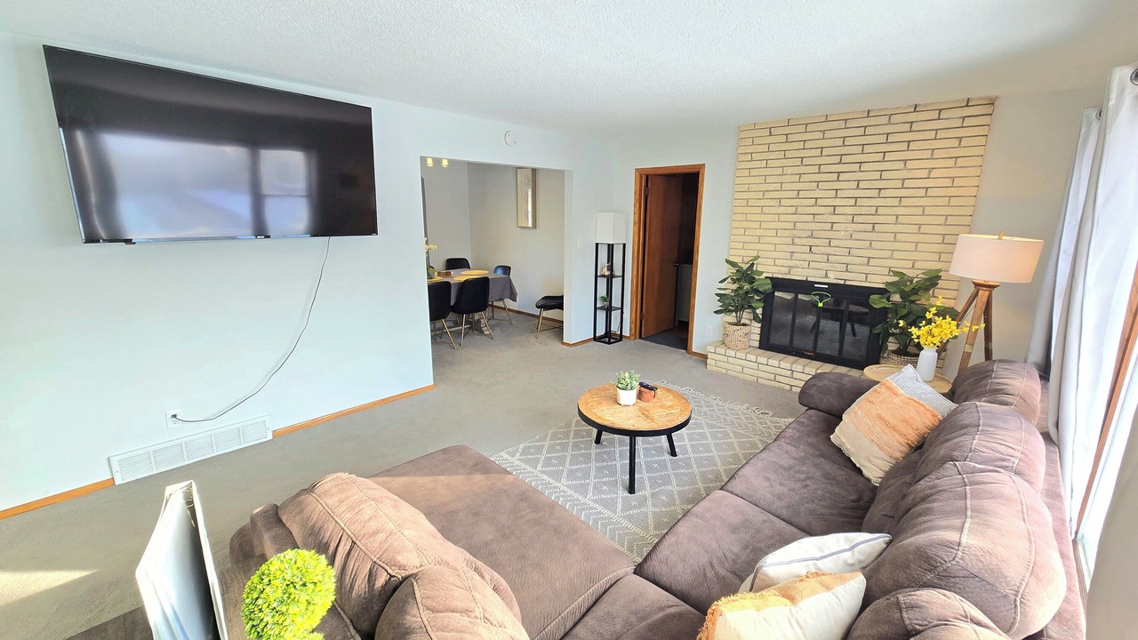 Photo of Livingroom in St. Paul