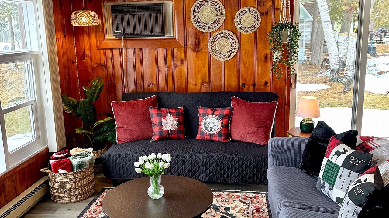 Photo of Livingroom in Havelock-Belmont-Methuen