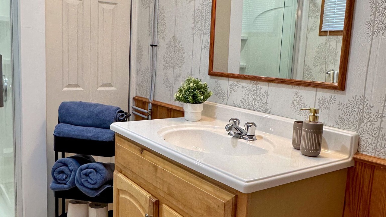 Photo of Bathroom in Havelock-Belmont-Methuen