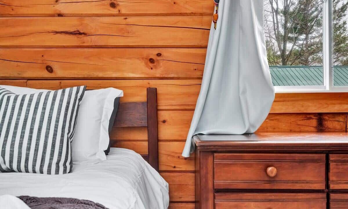 Photo of Bedroom in Frontenac