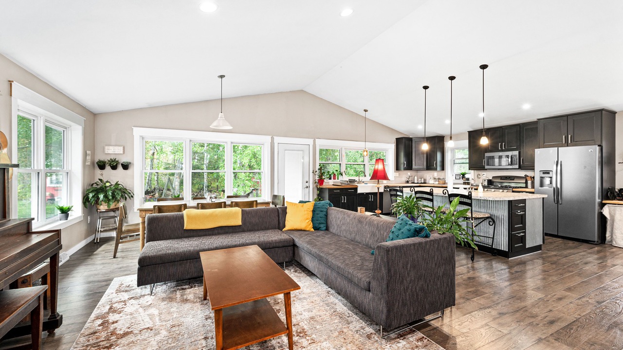 Photo of Livingroom in Hermantown