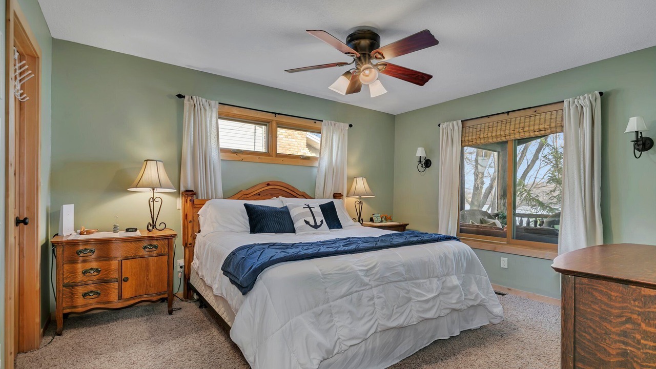 Photo of Outdoor in Maple Lake