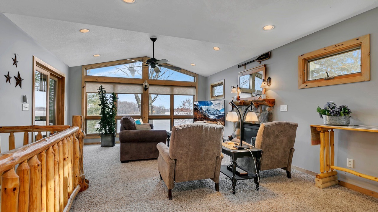 Photo of Outdoor in Maple Lake
