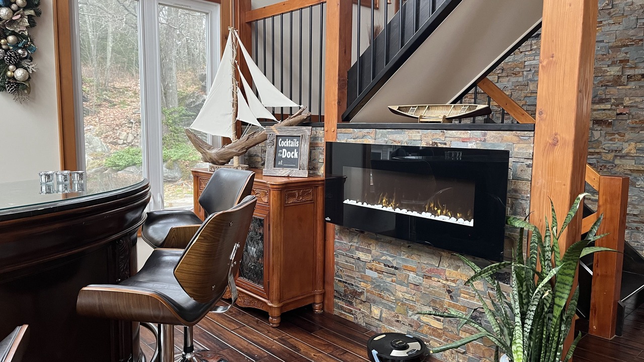 Photo of Livingroom in Georgian Bay