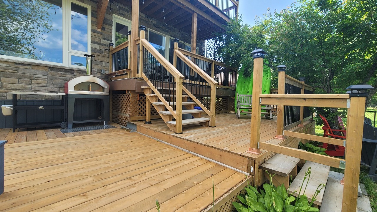 Photo of Patio Balcony in Port Stanton
