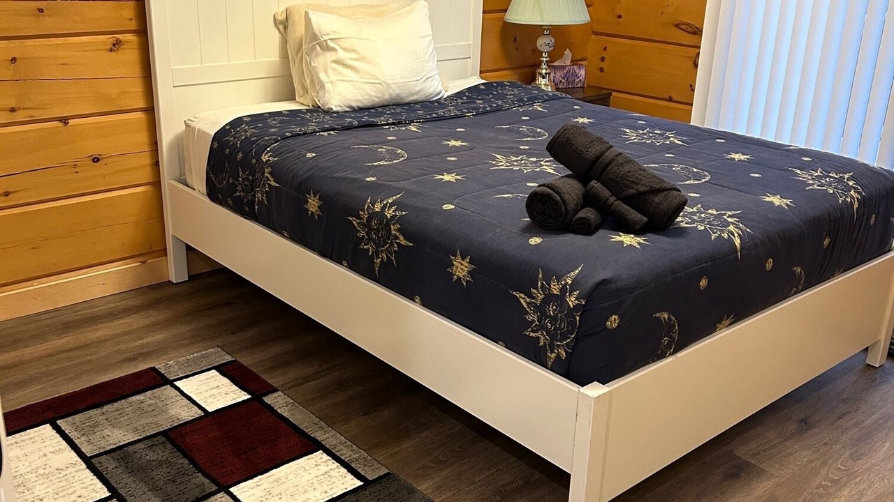Photo of Bedroom in Georgian Bay