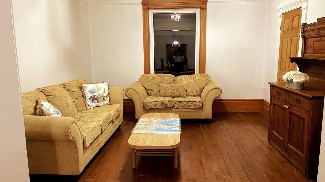 Photo of Livingroom in Caledon