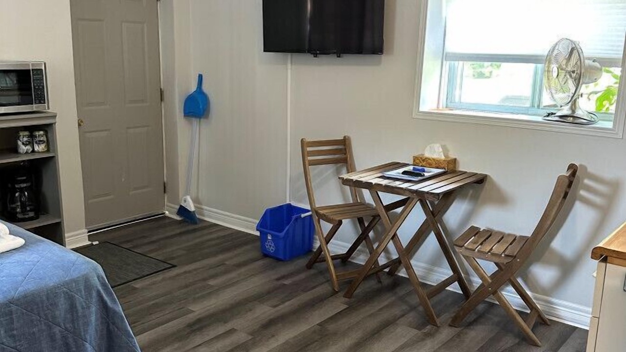 Photo of Bedroom in Honey Harbour