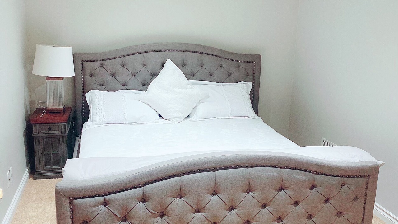 Photo of Bedroom in King