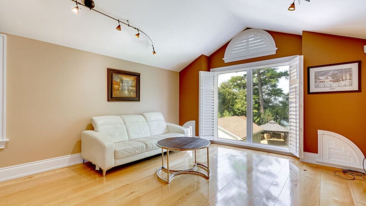 Photo of Livingroom in Brock