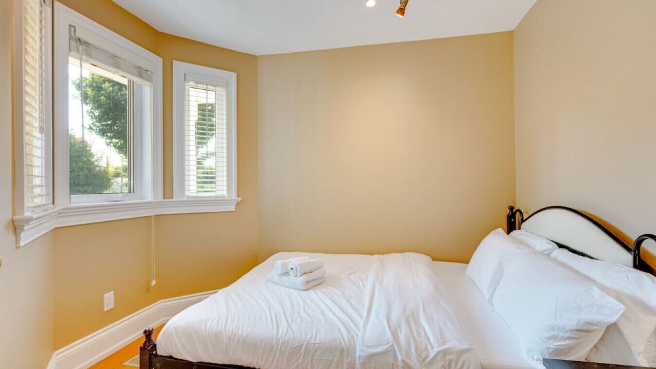 Photo of Bedroom in Brock