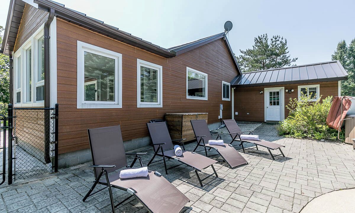 Photo of Patio Balcony in Springwater